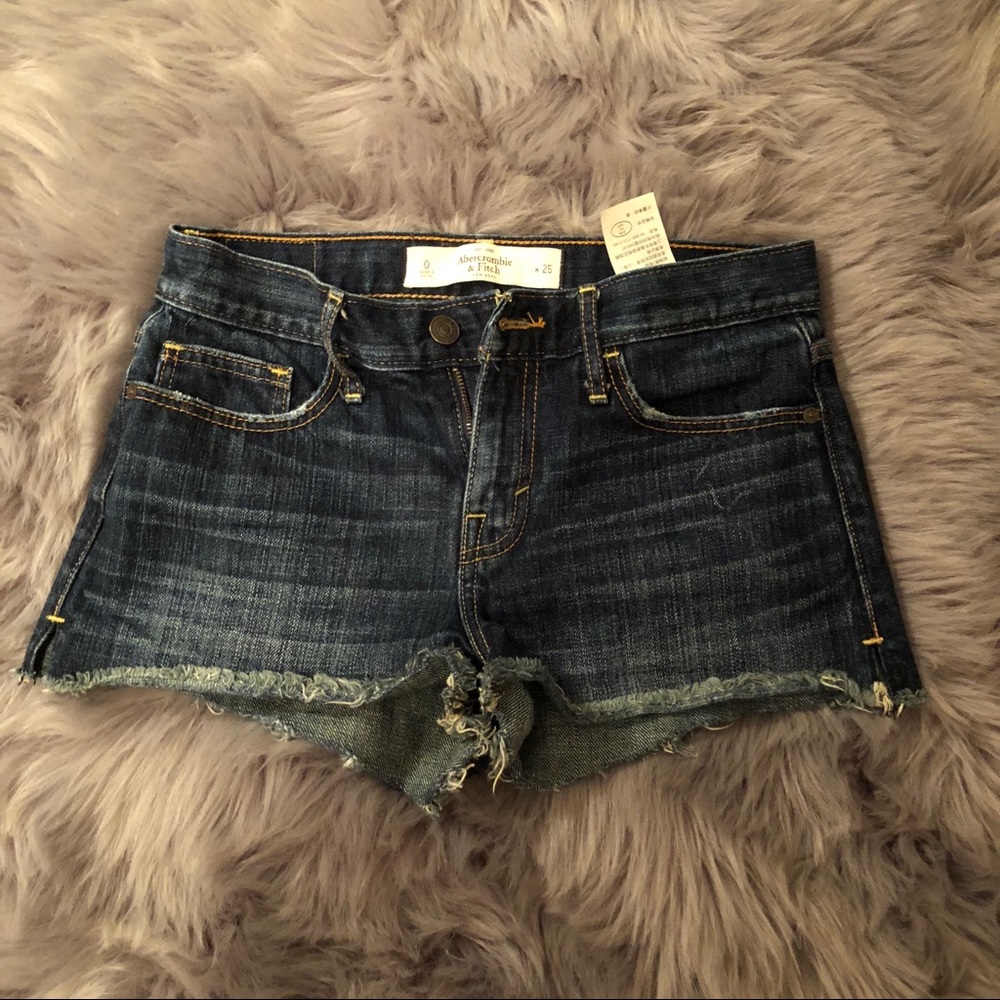 Abercrombie shorts!